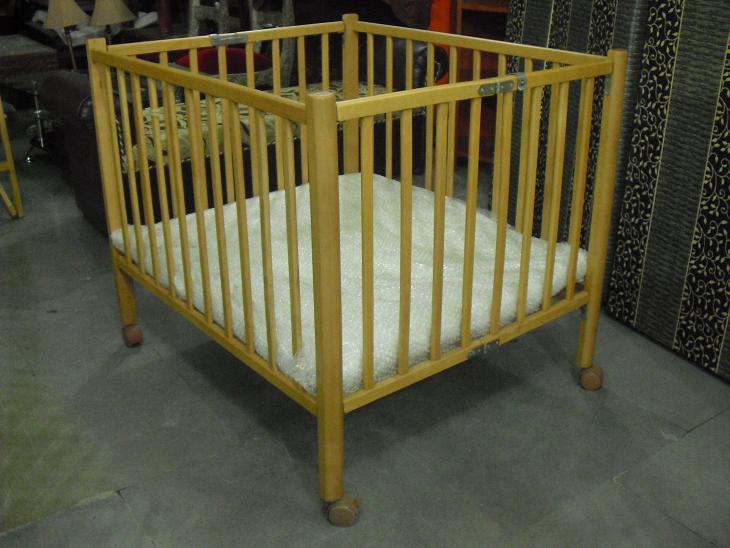 Wooden Baby Cot Used Furniture for Sale