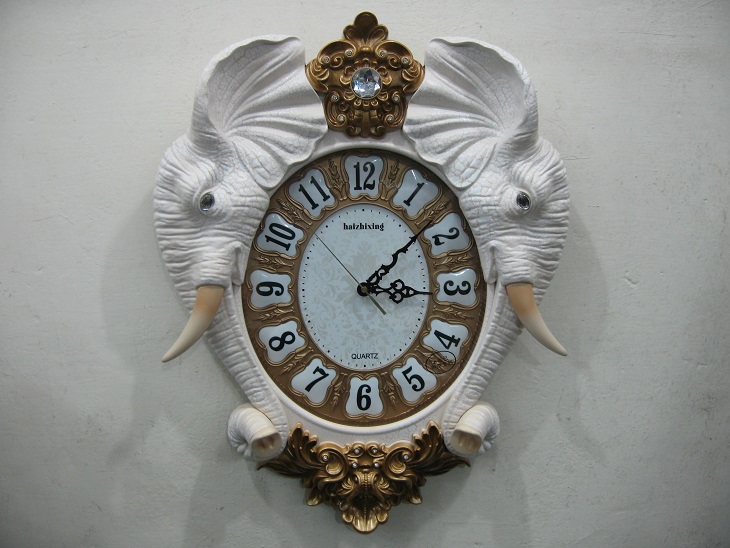 Designer Wall Clock14 Used Furniture for Sale