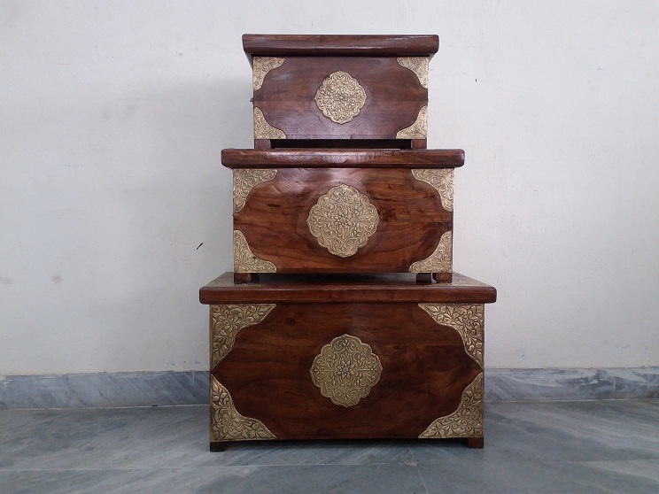 Set of 3 Brass Fitted Trunk