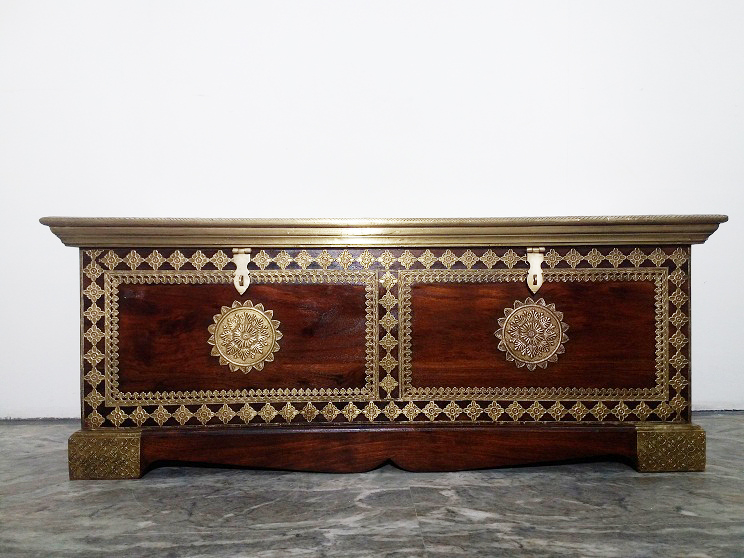 Brass Fitted Trunk 4 FT