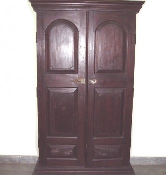 used Sheesham Wood Almirah