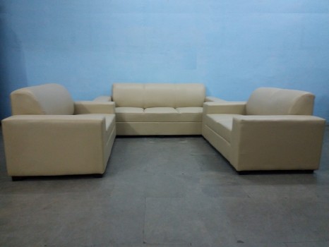 used 7 Seater Cream Sofa Set