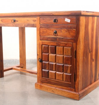 used New Pearl Study Table