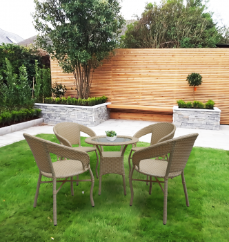 used Basic Garden Set with Table