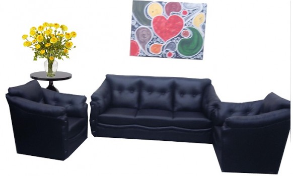 used 5 Seater Black Leatherite Sofa