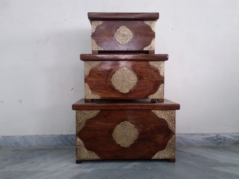 used Set of 3 Brass Fitted Trunk
